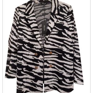Misook Black and White Zebra Print Blazer